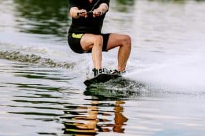 Can A Pontoon Pull A Wakeboard