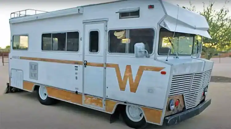 Should I Buy a 10 Plus Year Old Used Motorcoach?