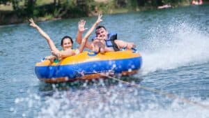 10 Cool and Fun Things To Do While Boating