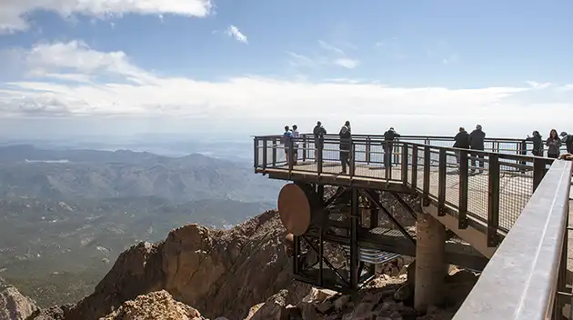 Pikes peak overlook