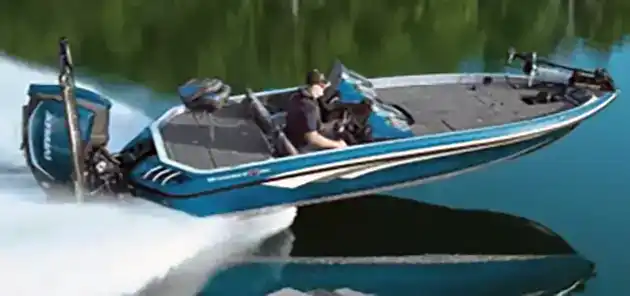 bass boat full speed