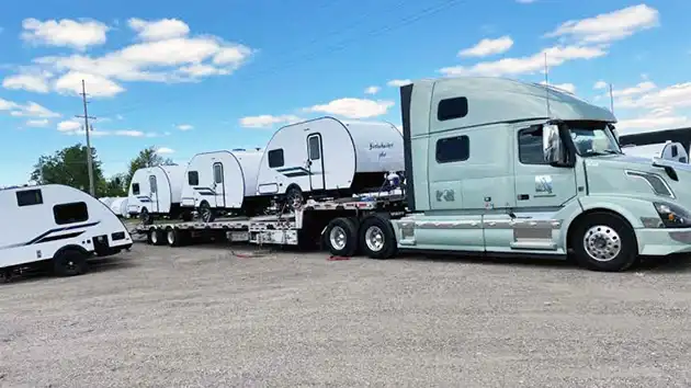 RV transporting Trailer