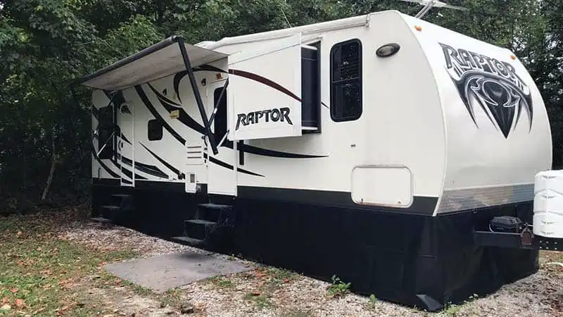 Surprising Benefits of Skirting Your RV in Summer