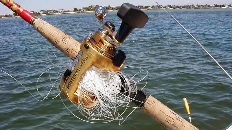 Does Walmart Put Fishing Line On Reels?