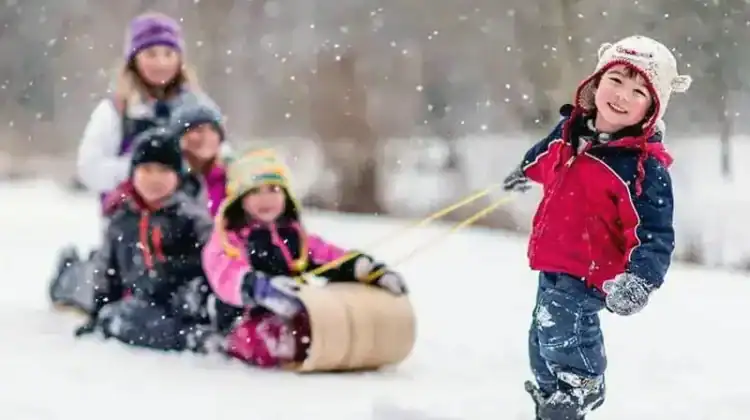 13 Fantastic Sledding Spots Near Sacramento