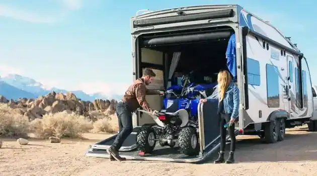 8 Best RVs For Dirt Bikers