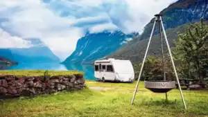 Easy Tow Travel Trailers That Weigh Under 2000 lbs