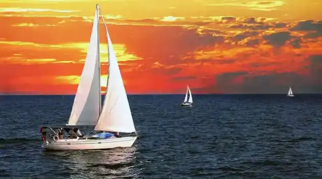 5 Critical Tips for Outfitting A Sailboat 